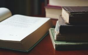 books like the outsiders